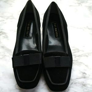 Enzo Angiolini velvet loafer